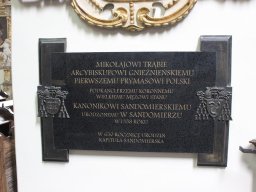 Herbarz &raquo; Herb września - Trąby